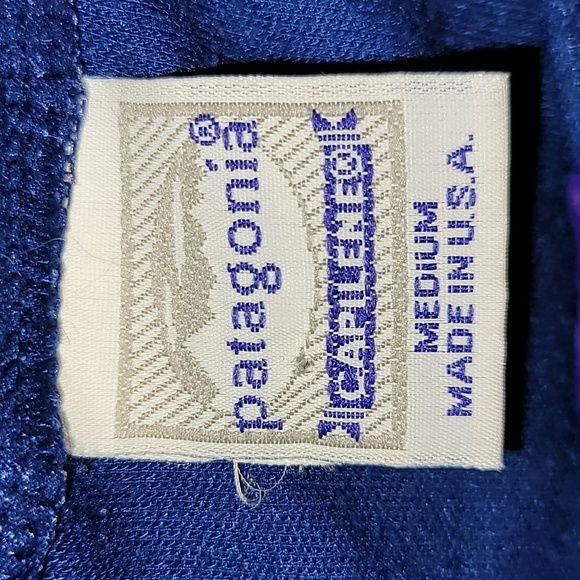 Vintage. Made in USA.  Patagonia. Capilene longsleeve. Women's size Medium. - Picture 2 of 14